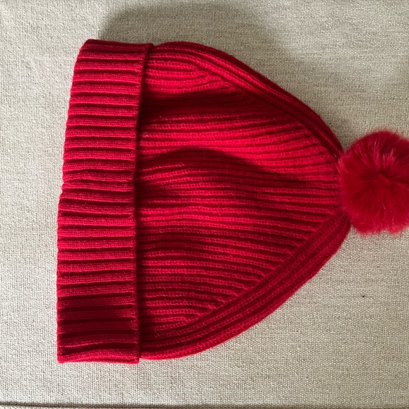 TALBOTS PRE-LOVED AUTHENTIC BEANIE & SCARF QUALITY DESIGN SET main image 7